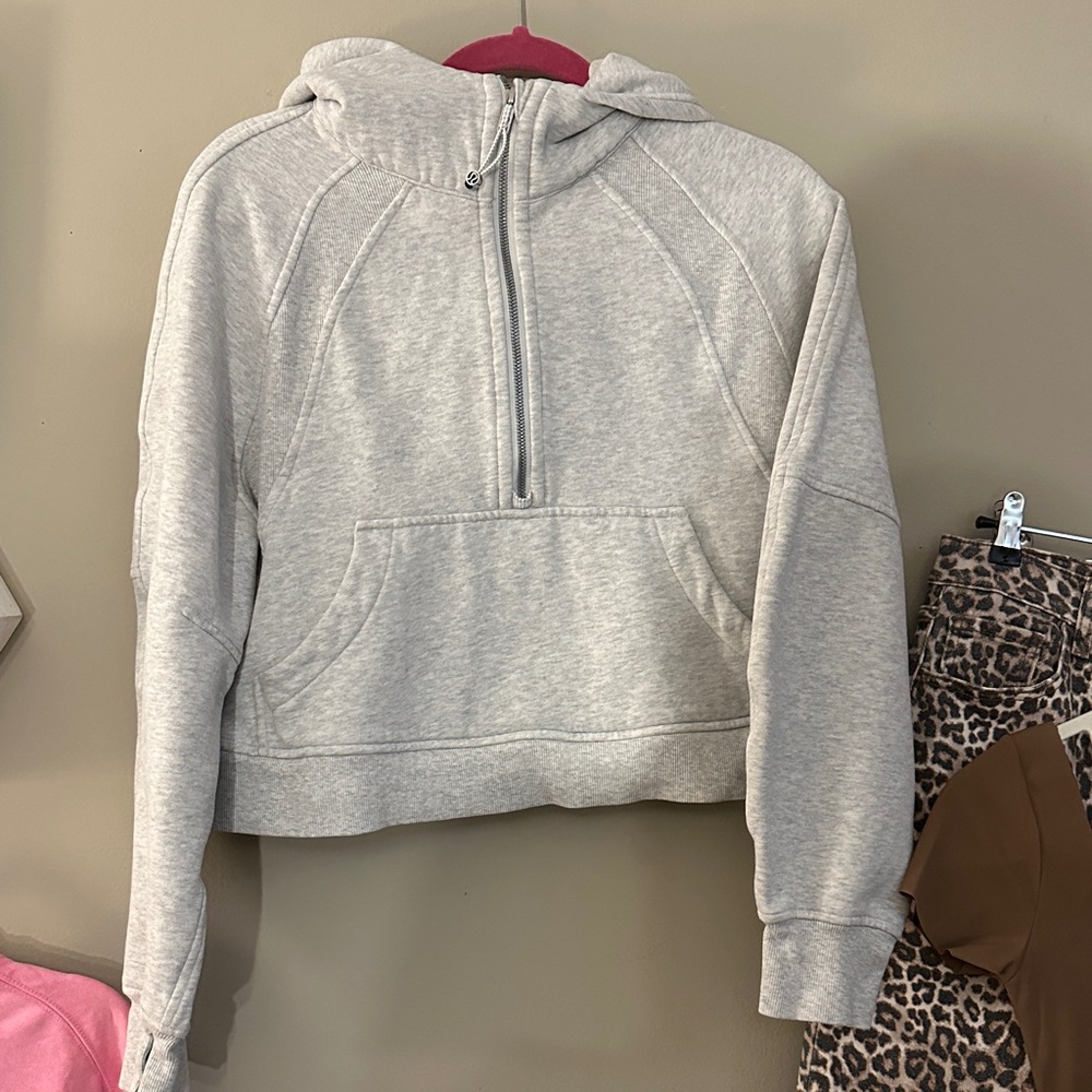 lululemon athletica Light Heather  Gray Women's Half-Zip Scuba